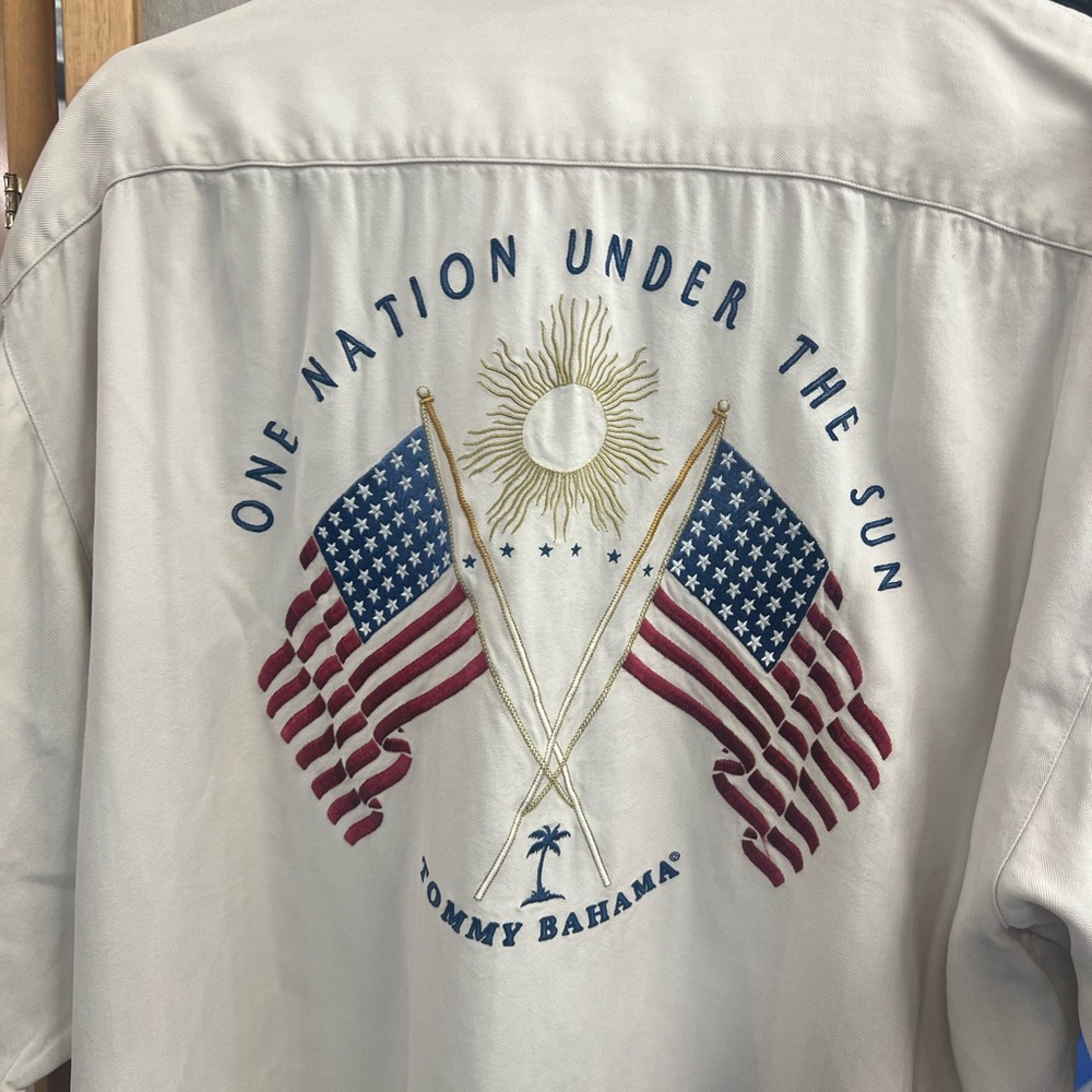 Tommy Bahama Cream  ONE NATION UNDER THE SUN Embroidery.